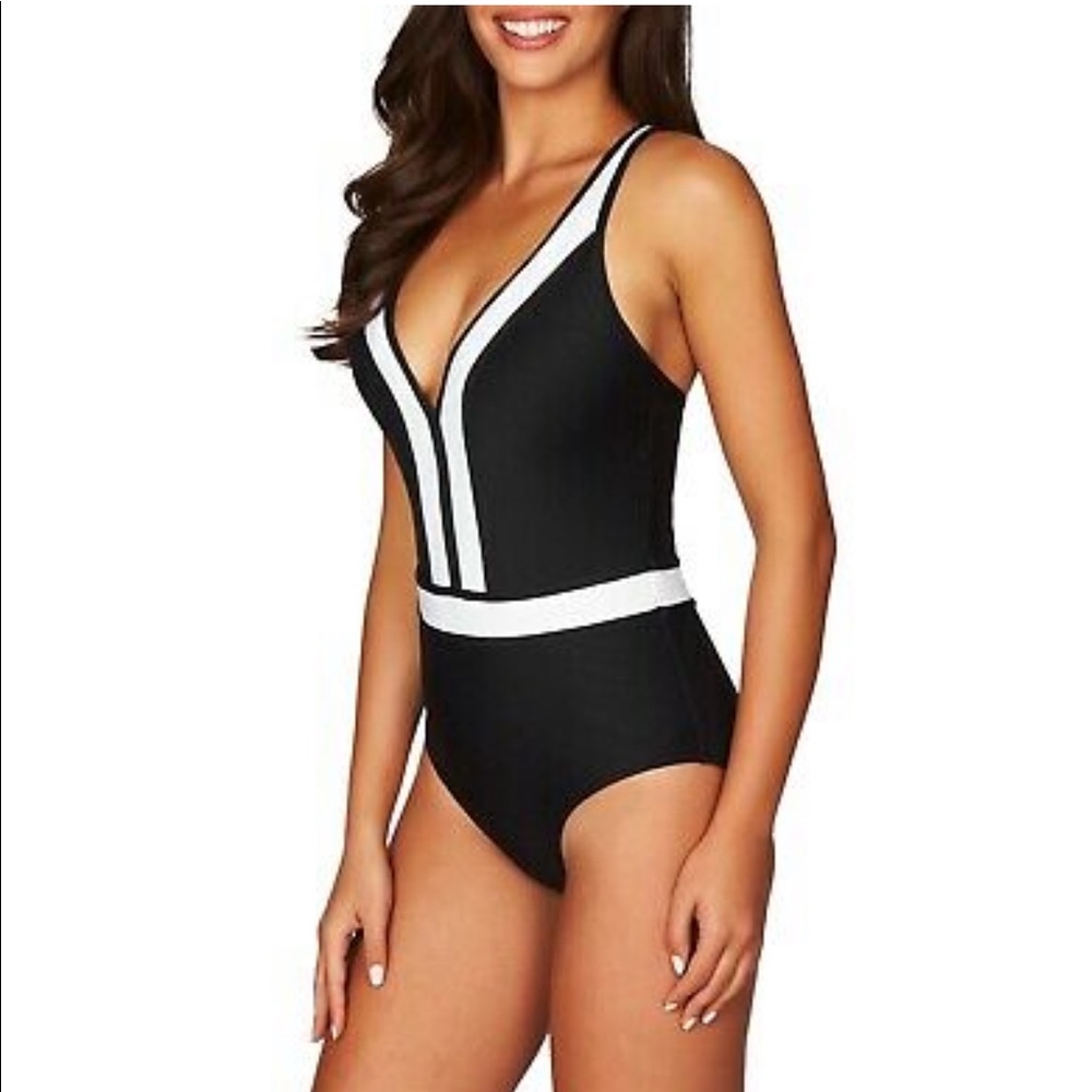 Spliced One-Piece Swimsuit